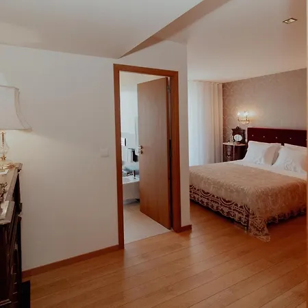 Fonte Do Pinheiro Boutique بيت للعطل *